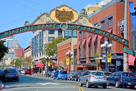 airbnbs in downtown san diego - gaslamp sign