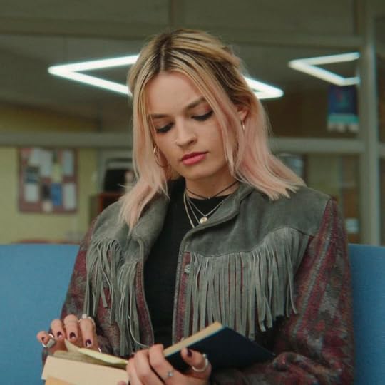 Maeve Wiley libros lecturas leyendo Sex Education