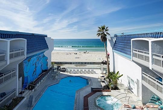 The outdoor, beach front pool and hot tub at the Wayfarer hotel