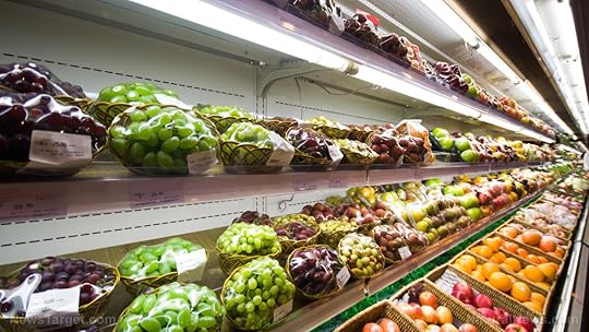 Image: TOXIC GROCERY WARNING: 75 percent of fresh (non-organic) produce grown in the USA found to contain toxic pesticide residue