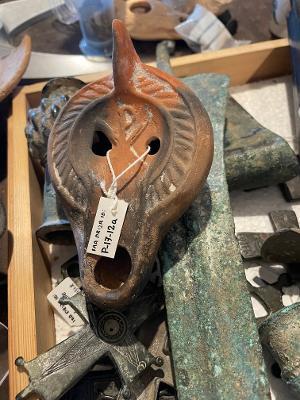 Tunisian chrystogram clay lamp