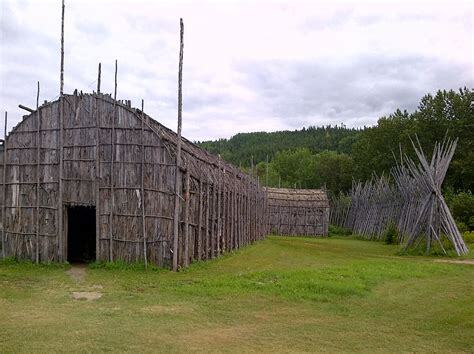 Konsep 37+ Longhouse