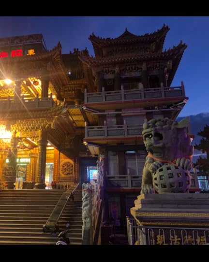 Image of Checheng Fu'an Temple at night