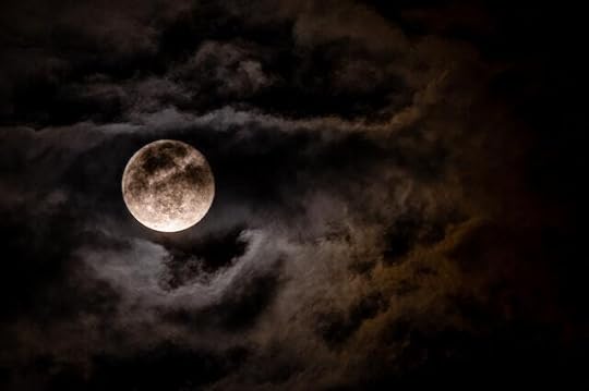 What is the Spiritual Meaning of the Full Moon?