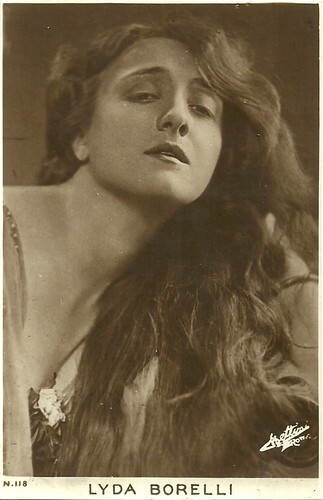 Lyda Borelli