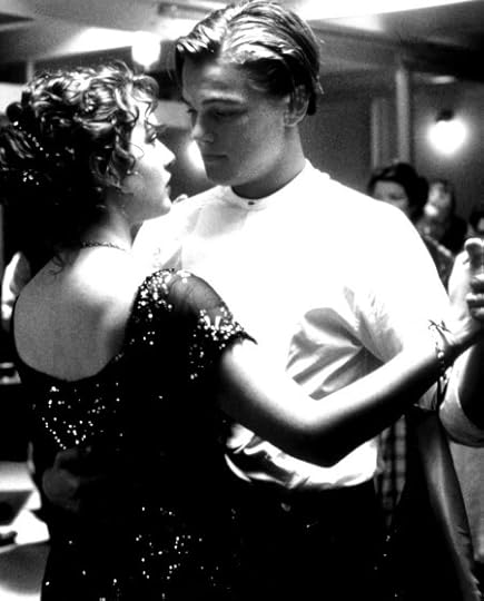 450-kate-winslet-et-leonardo-dicaprio-dansent-titanic-1603846950