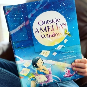 https://thebabybookworm.com/2023/03/24/outside-amelias-window-caroline-nastro/