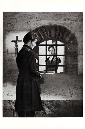 Gérard Philipe and Renée Faure in La chartreuse de Parme (1948)