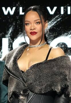 Rihanna's Super Bowl Hair & Makeup Were Even Better Than Expected