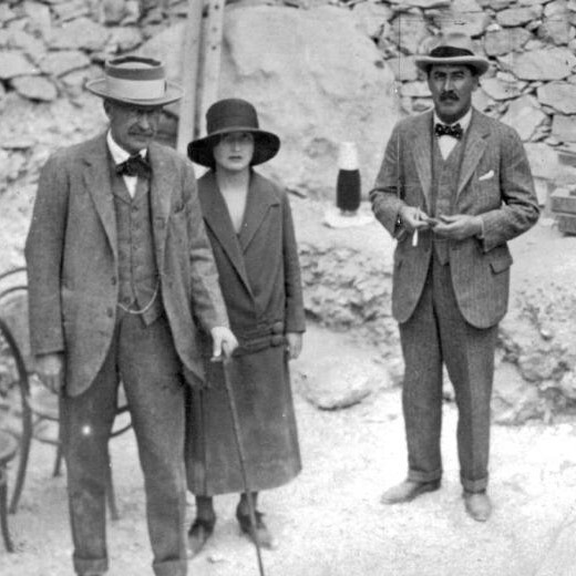 Howard Carter, Lord Carnarvon and his daughter Lady Evelyn Herbert at the steps to the tomb of Tutankhamen.
