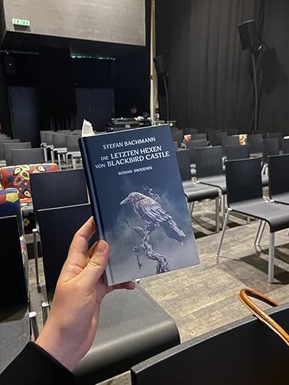 DIE LETZTEN HEXEN VON BLACKBIRD CASTLE, fantasy Kinderbuch ab 10 Jahren, Buchtipp, Stefan Bachmann autor author bestseller