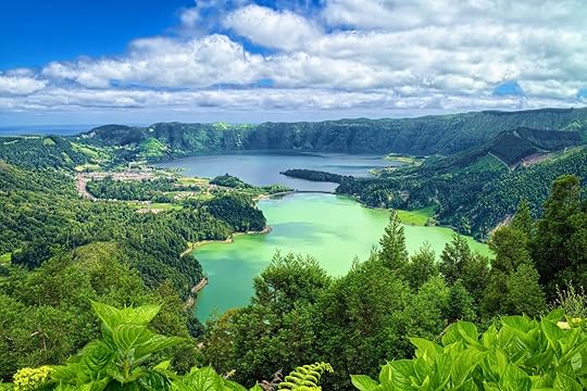 twin lakes in sao miguel