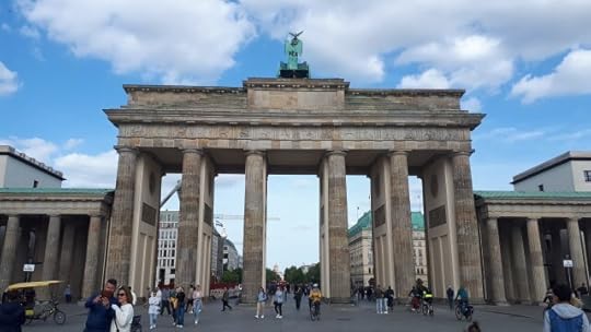 Brandenburg Gate western view