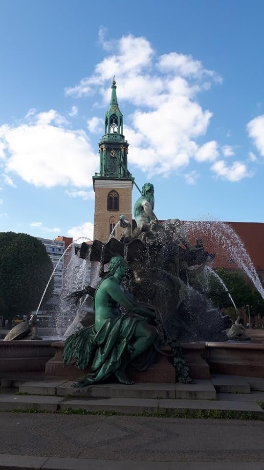 Neptune fountain and St. Mary's church