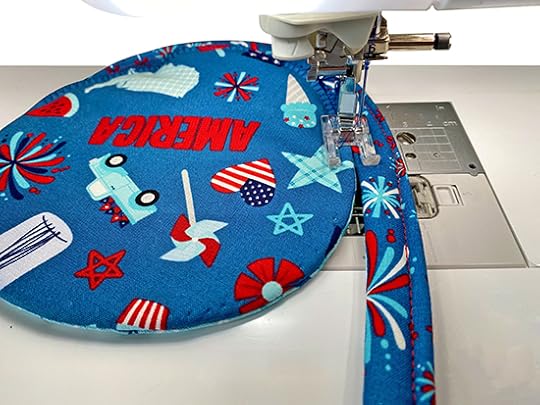 Patriotic Table Topper Sewing Tutorial at Nancy Zieman Productions Blog