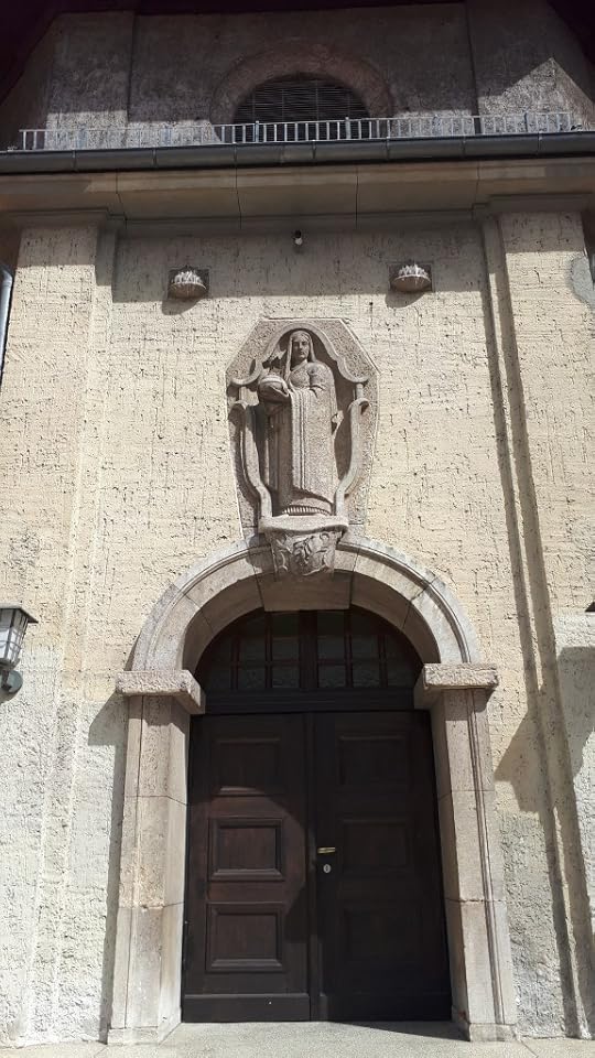 Female figure of the entrance of the mourning hall of the Silent Green cultural center