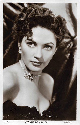 Yvonne De Carlo