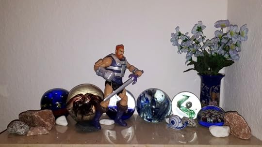Fisto walks through the Mystic Mountains