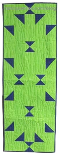 19aTableRunnerStriaghtOn