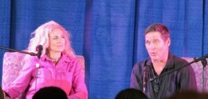 Claudia Black & Ben Browder at Shore Leave 43