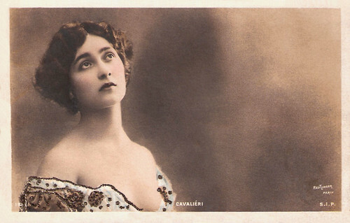 Lina Cavalieri