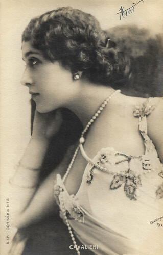 Lina Cavalieri