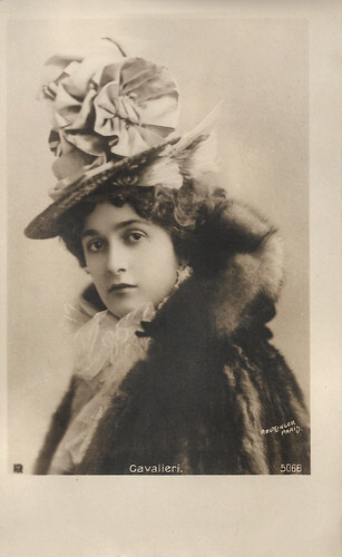 Lina Cavalieri