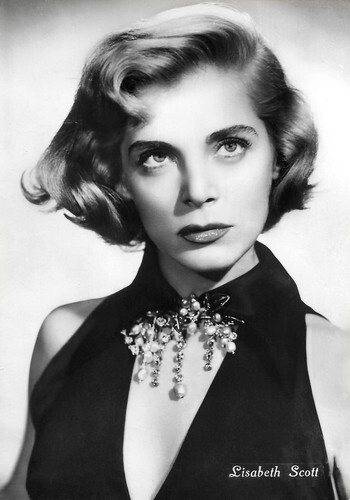 Lizabeth Scott