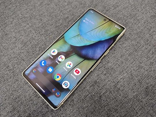 The screen of the Pixel 7