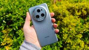 This Honor Magic 5 Pro price crash defies logic