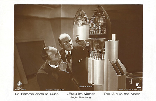 Mahmud Terja Bey and Borwin Walth in Frau im Mond (1929)
