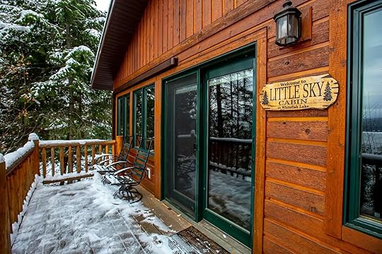 Huckleberry Hideaway Exterior