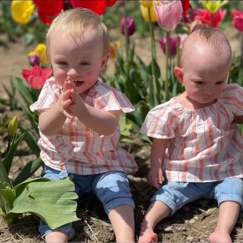 My baby is double the size of her twin sister — strangers can’t believe it