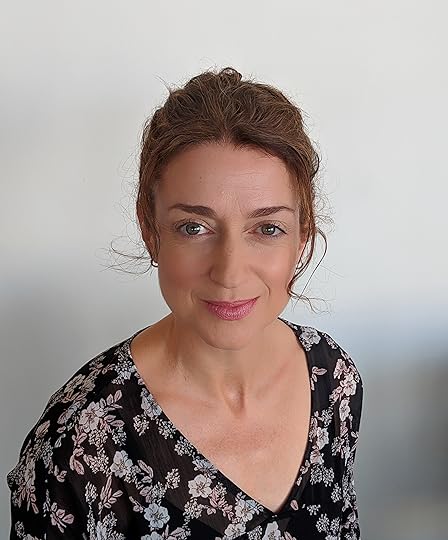 Author Photo Sandy Barker
