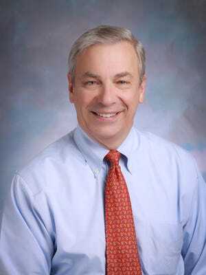 Bob Heleringer, a Republican, served in the Kentucky House of Representatives from 1980 to 2002.