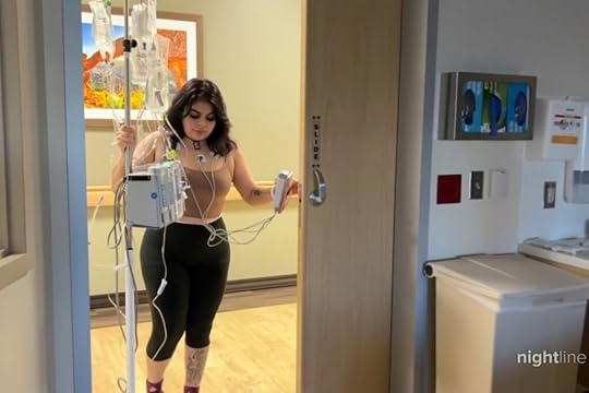 Alondra Lomas walking around the hospital