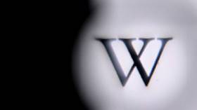 CIA moderating Wikipedia – former editor
