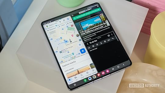 Samsung Galaxy Z Fold 5 multitasking