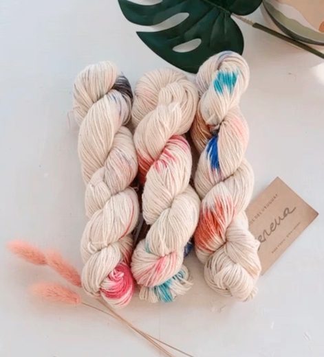Mans Del Uruguay Serena, featured in the YarnYAY! August Box #64