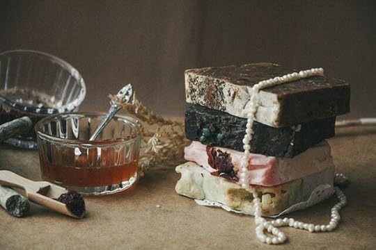 8 Best Ayurvedic Soaps in India for All Types of Skin