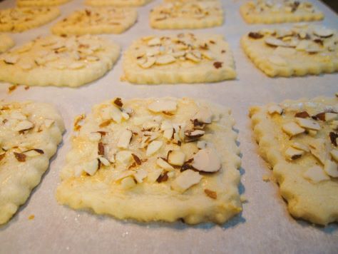 Bready or Not Original: Finnish Almond Cookies 