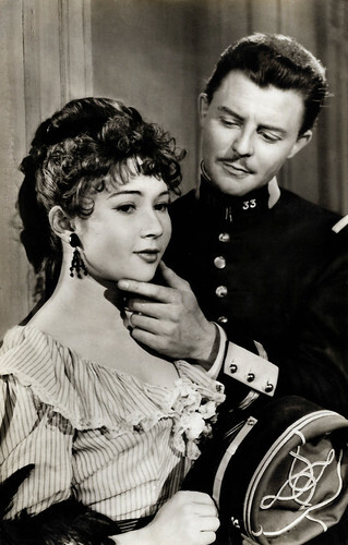 Dany Carrel and Gérard Philipe in Les grandes manoeuvres (1955)