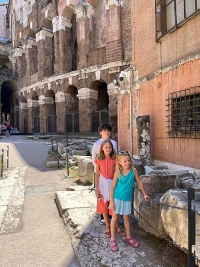 kids outside the theater of marc
