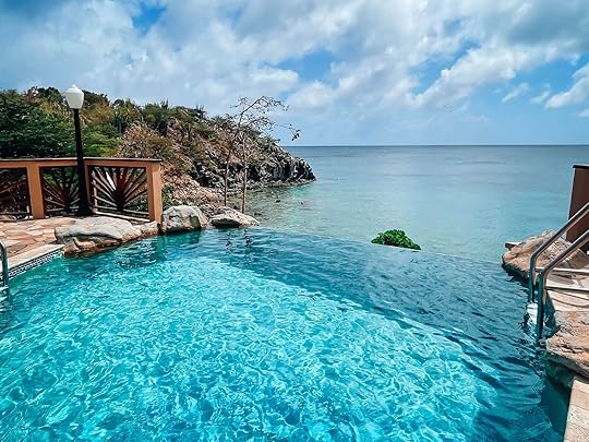 divi st maarten infinity pool