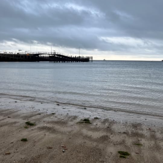 Die Landungsbruecke auf Helgoland im Abendlicht