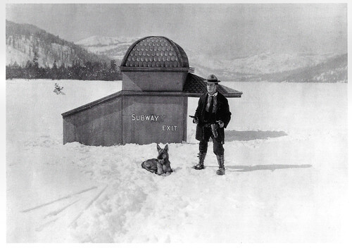 Buster Keaton in The Frozen North (1922)