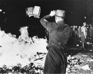 Book burning, 1933 Germany | Giftschrank