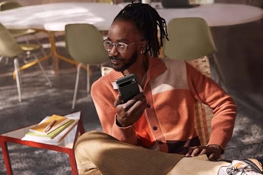 Google Pixel 8 Pro in hand