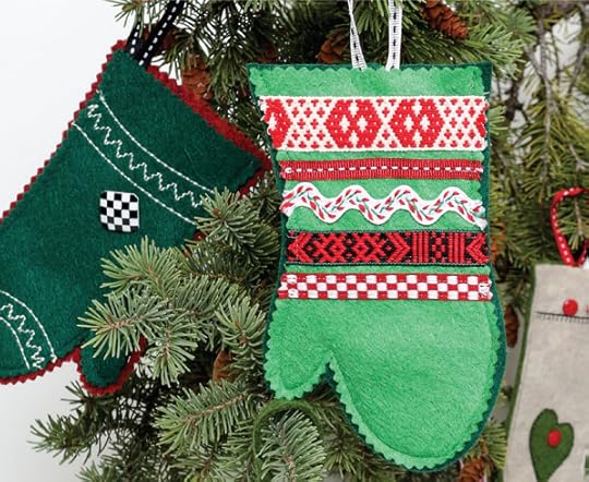 Felt Sew Smart Fabric Bowls Sewing Pattern by Mary Mulari at the Nancy Zieman Productions Blog