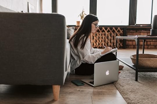 A woman doing freelance work.